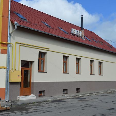 Motel Fogado Cristuru Secuiesc Εξωτερικό φωτογραφία